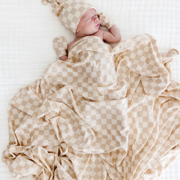 Designer Lou Lou & Company Swaddle Blanket - Picture 4 of 4